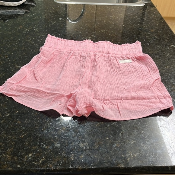 NWT-simply Southern-M/L-pink- elastic waistband, lightweight, pull- on shorts. - Picture 6 of 11